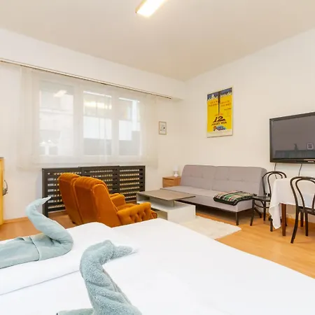Supercentral Molnar 4 By Nw Lejlighed Budapest